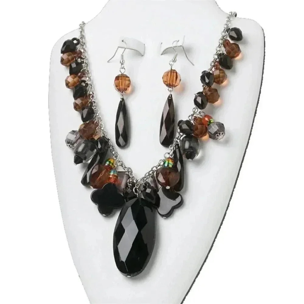 Chunky Black Red Glass Pendant Necklace & Earrings Set